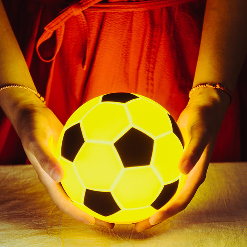 Kreativ Fotboll Silikon LED Nattlampa USB Laddningsbordslampa