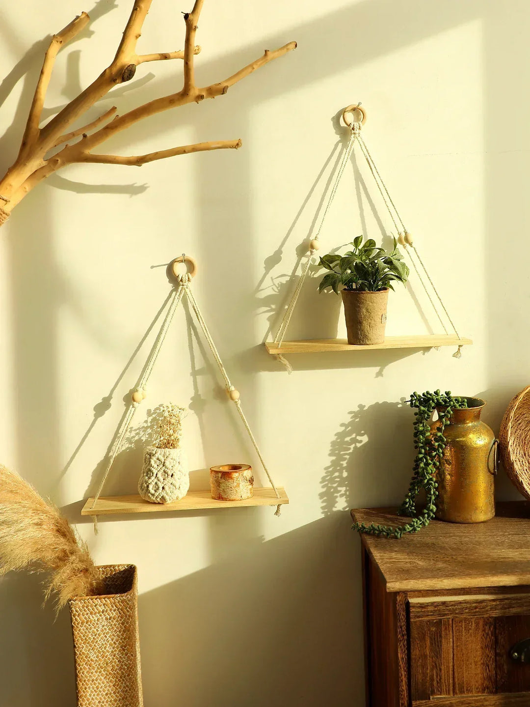 Vägghylla – Trä – Hängande hyllor – Boho heminredning – Rumsdekoration