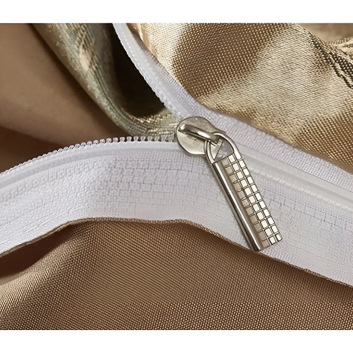 Chic Satin Jacquard Duvet Cover för Lyxigt Sovrum