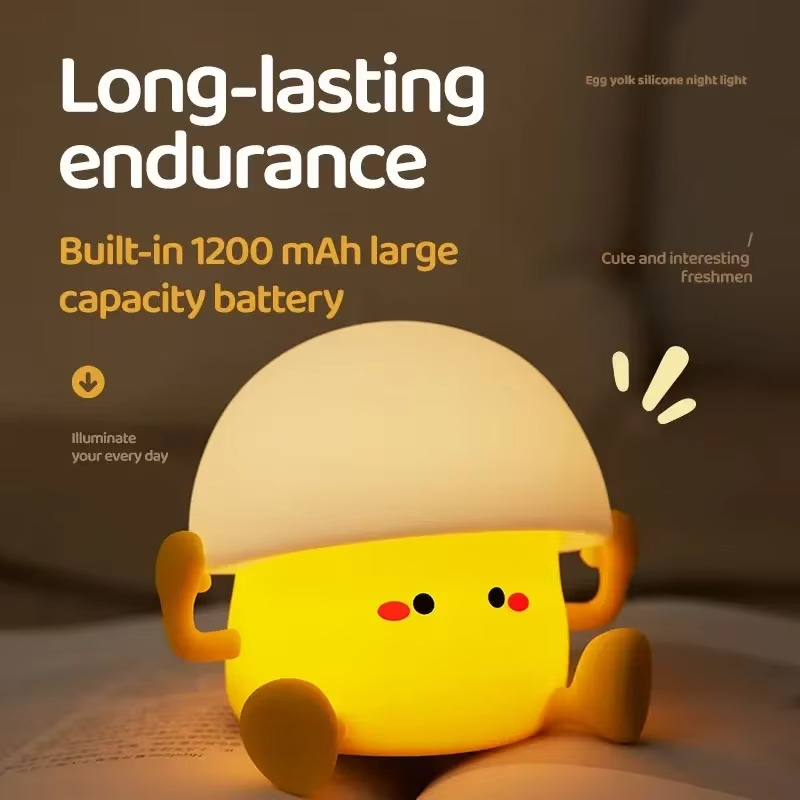 Charmig Svamp &amp; Äggula LED Nattlampa