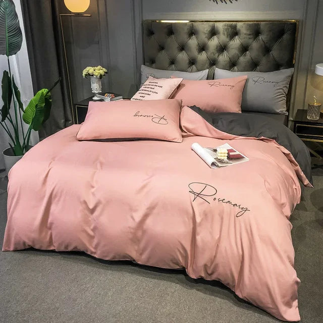Lyxigt Duvetöverdrag med Elegant Broderi – Mjukt, Andningsbart och Hög Kvalitet |