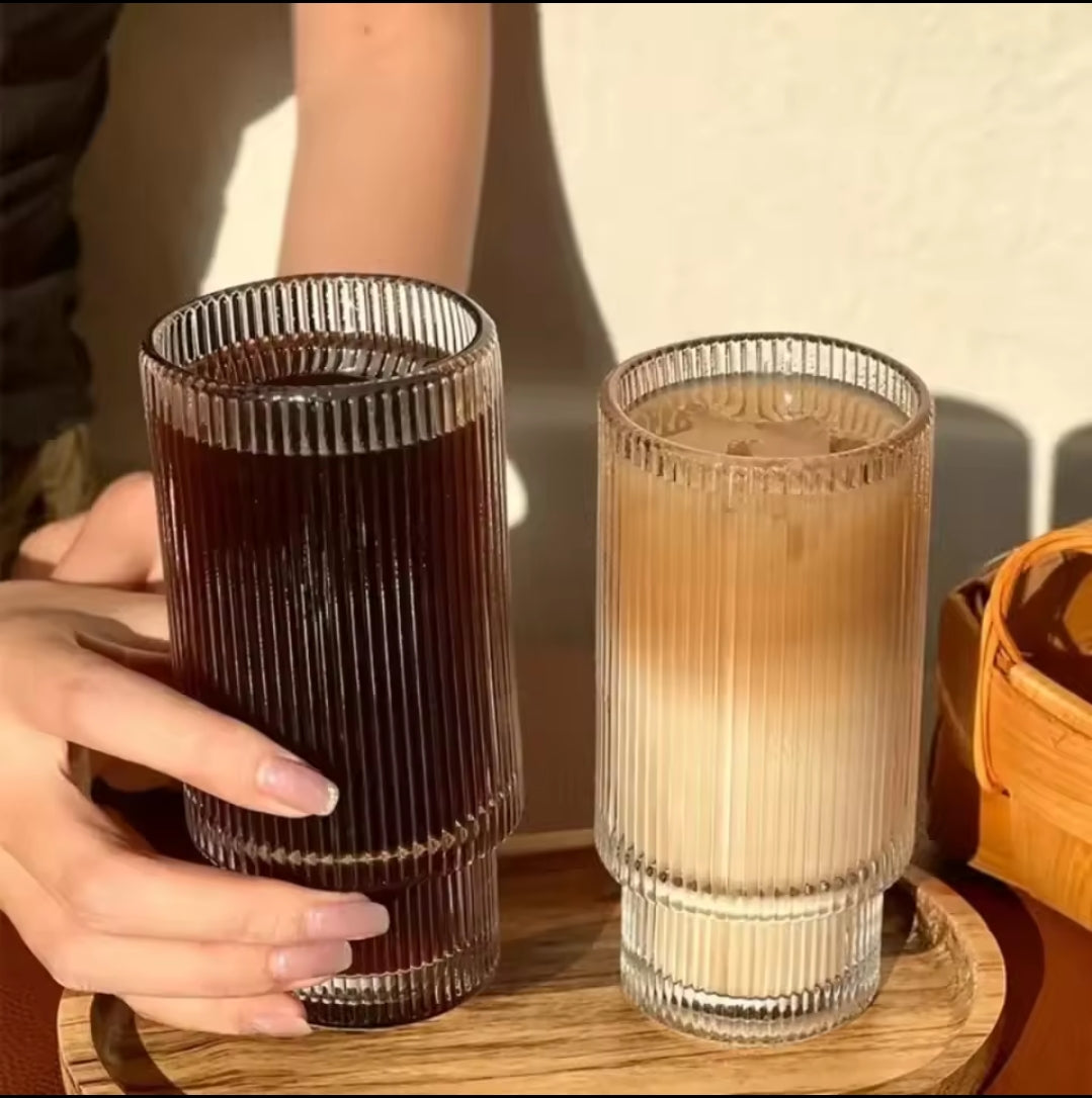6-delat ribbat glas set svart