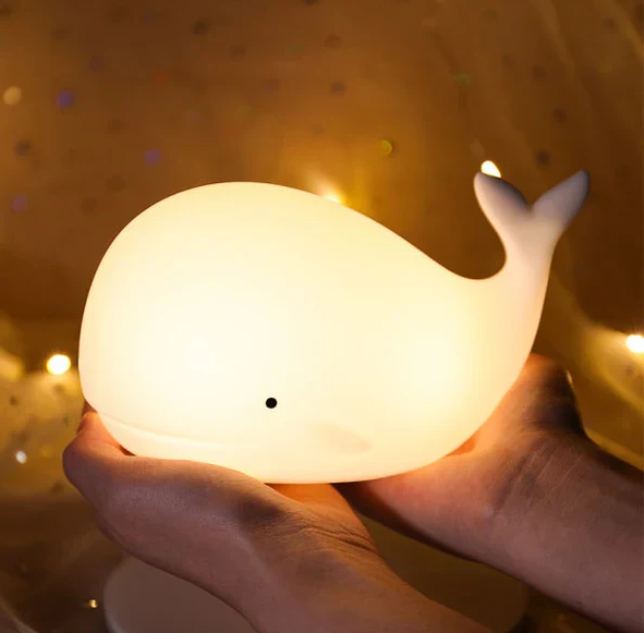 Charmig färgskiftande valnattlampa