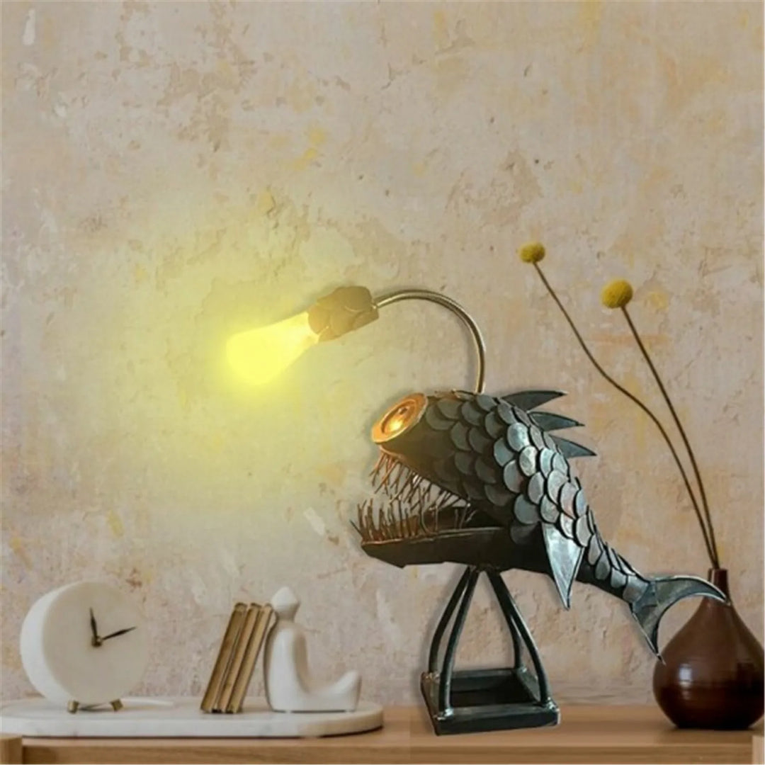 Bordslampa - RusticFish - Justerbar belysning - Handgjord konstnärlig charm