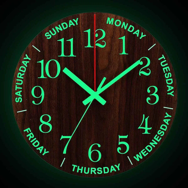 GlowClock – Lyxig Träväggklocka med Nattljus