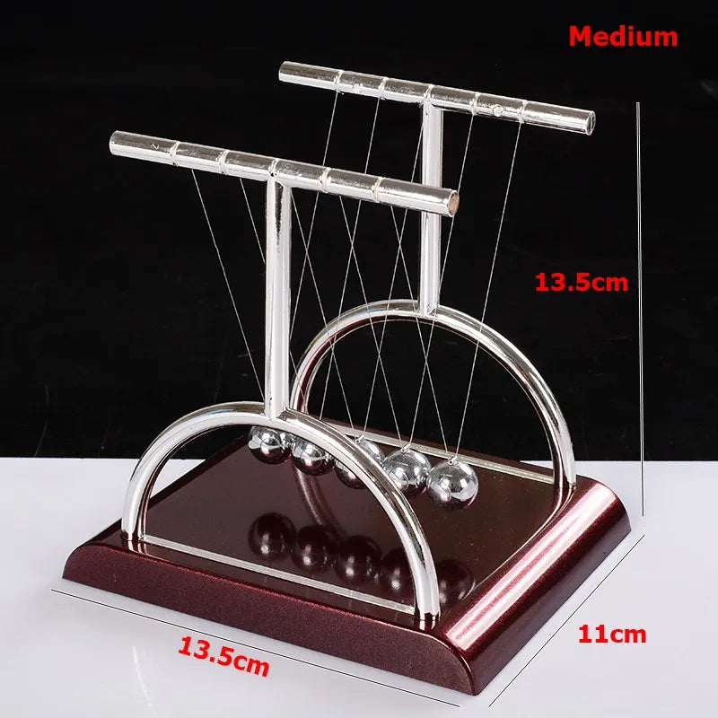 Newton Pendulum Ball, som representerar evig rörelse