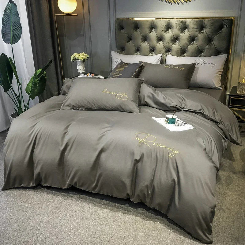 Lyxigt Duvetöverdrag med Elegant Broderi – Mjukt, Andningsbart och Hög Kvalitet |