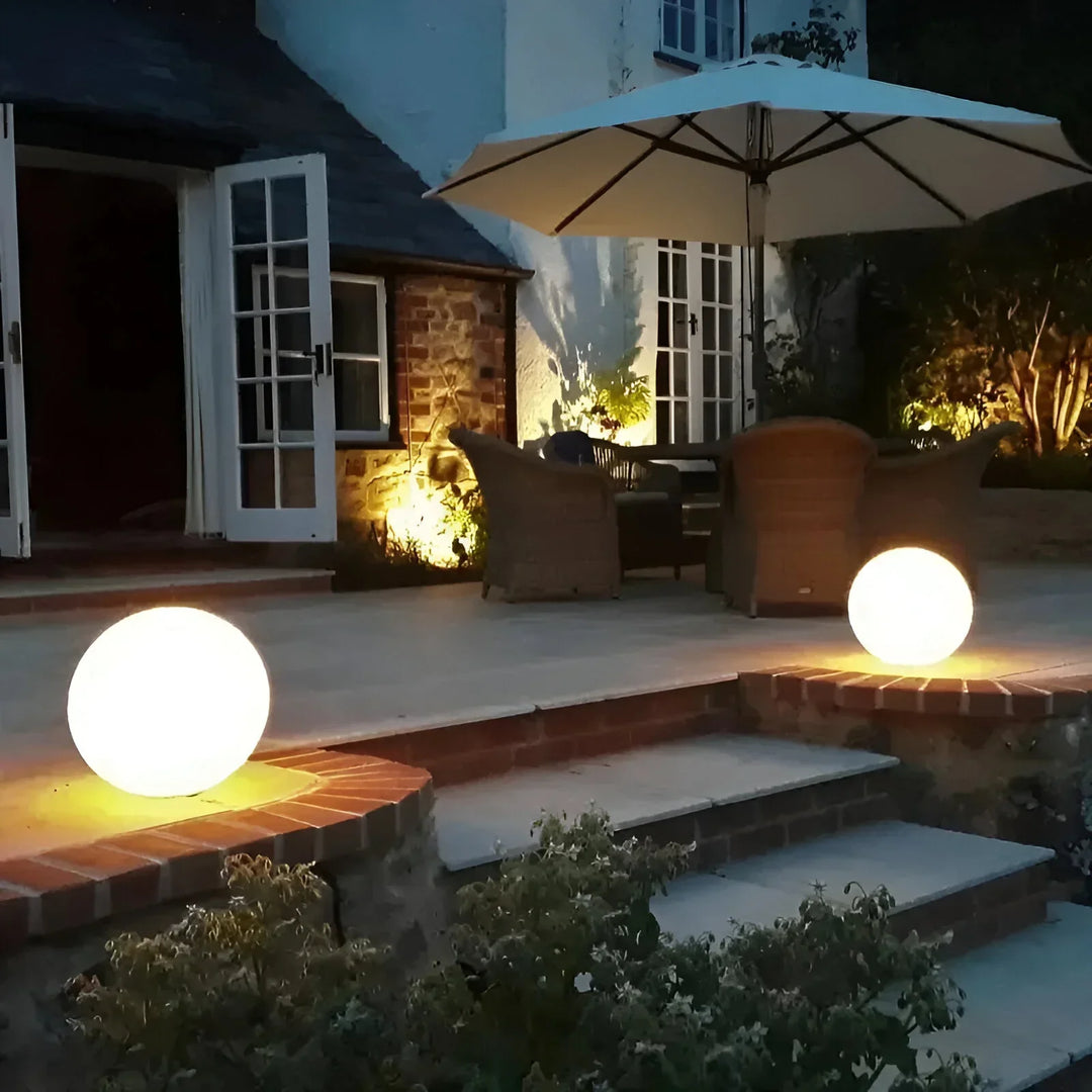 LumiGlobe – Väderbeständig Trädgårdslampa