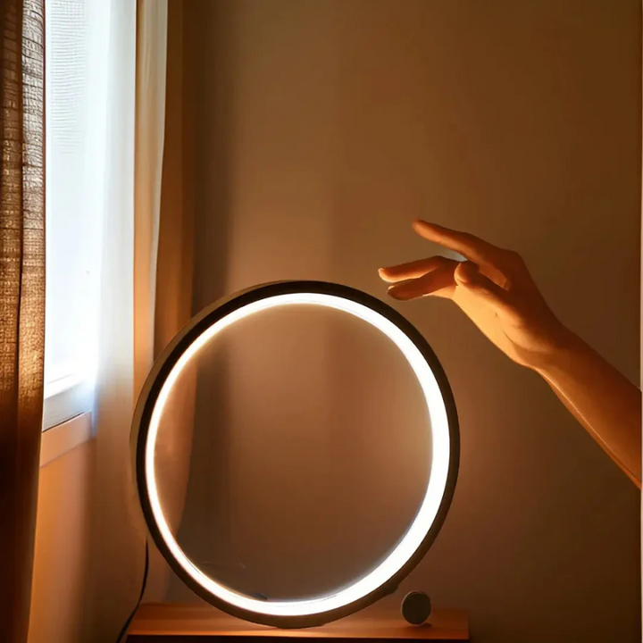 Dimbar LED Nattlampa - LumaCircle |