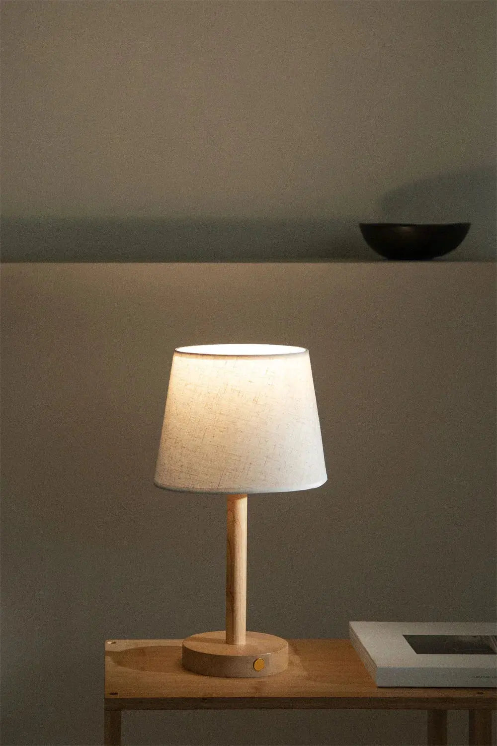 Trä LED Nattlampa WoodGlow – Modern &amp; Trådlös Lampa