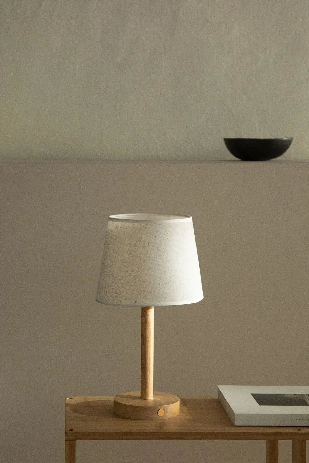 Trä LED Nattlampa WoodGlow – Modern &amp; Trådlös Lampa