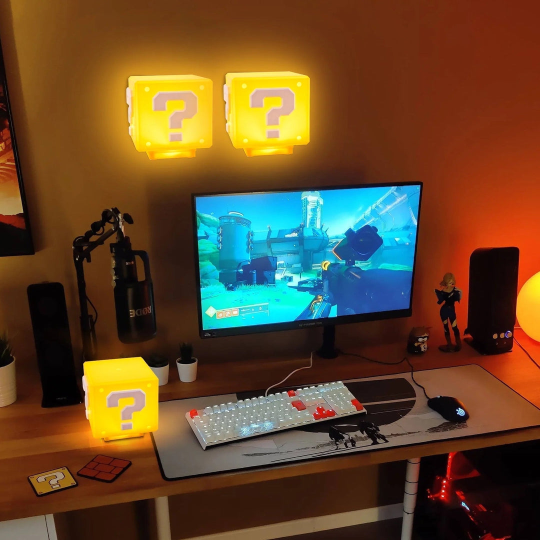 Power-Up Block Nattlampa - Super Mario-inspirerad Speldekoration