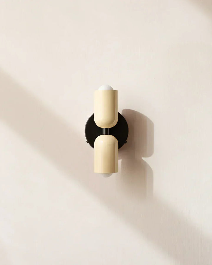 MP H23 Upp Ned Vägglampa