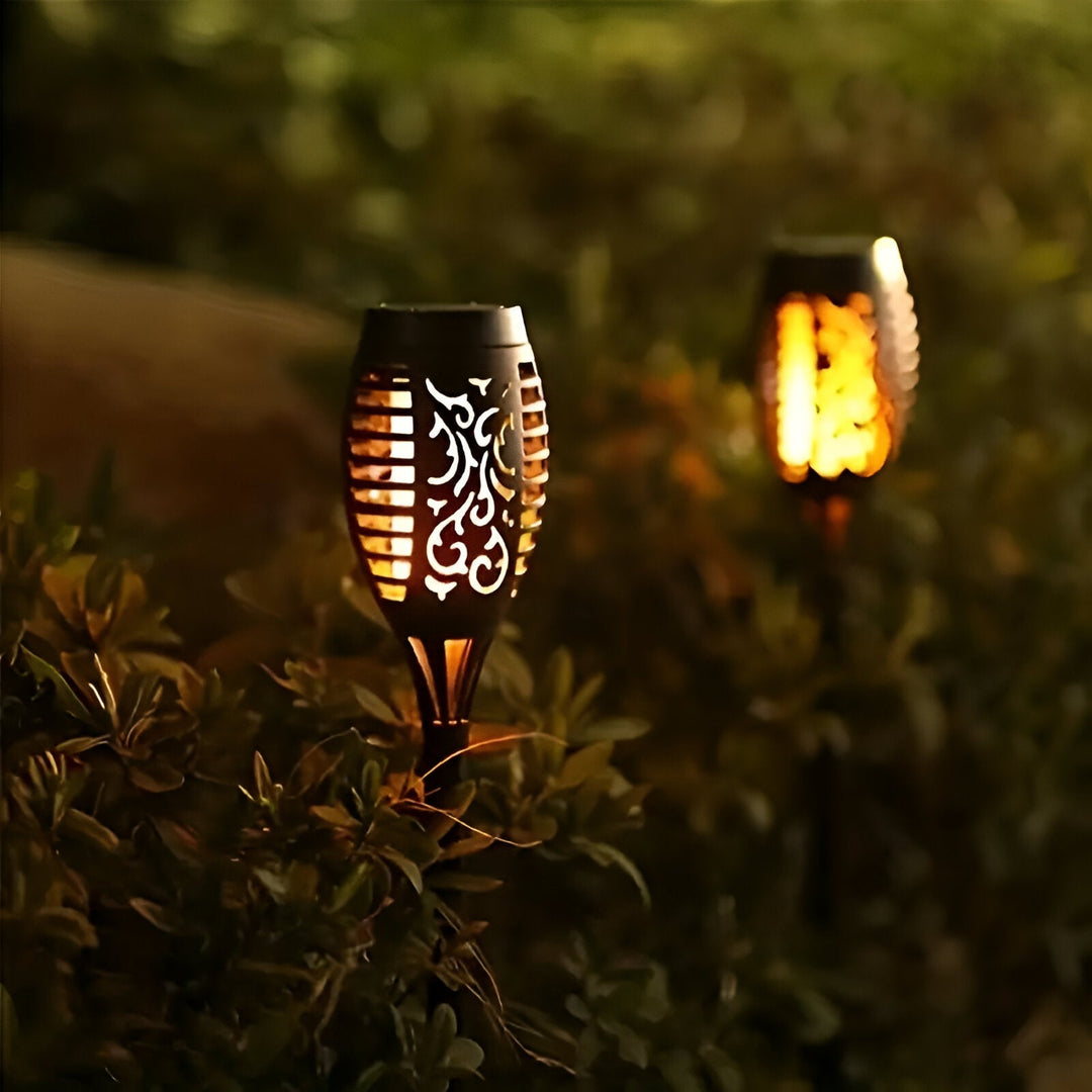 SolarFlame – Utomhus Solflamma Trädgårdslampa