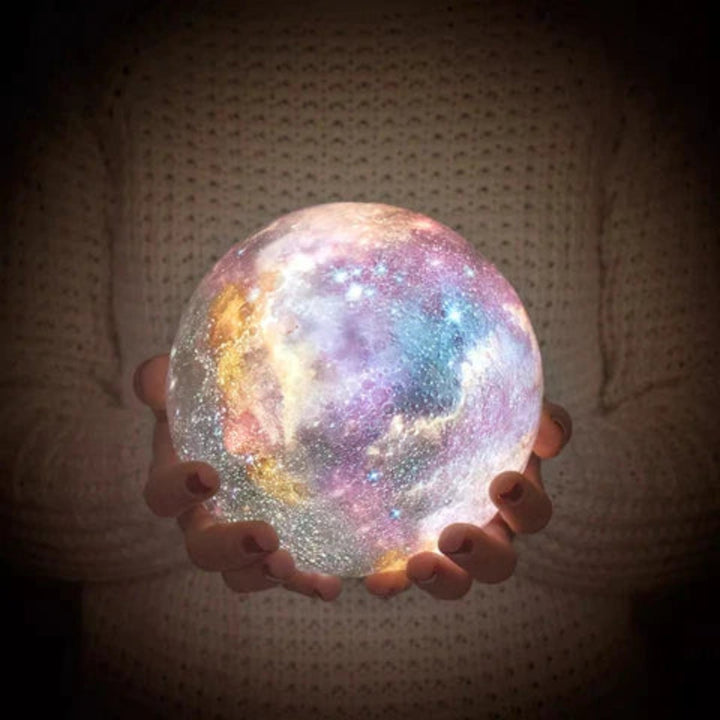 CosmoShine – Flerfärgad Månenattlampa med Fjärrkontroll