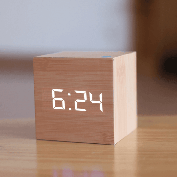 Digital Trä LED Klocka