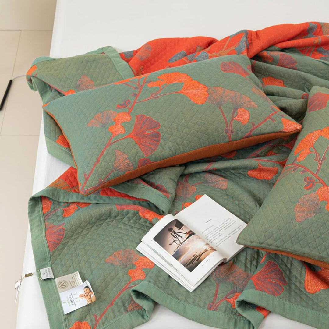 GinkgoQuilt – Sängkläder i bomull med botanisk vändbar design