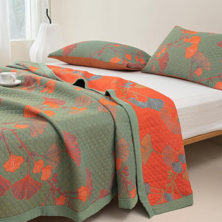 GinkgoQuilt – Sängkläder i bomull med botanisk vändbar design