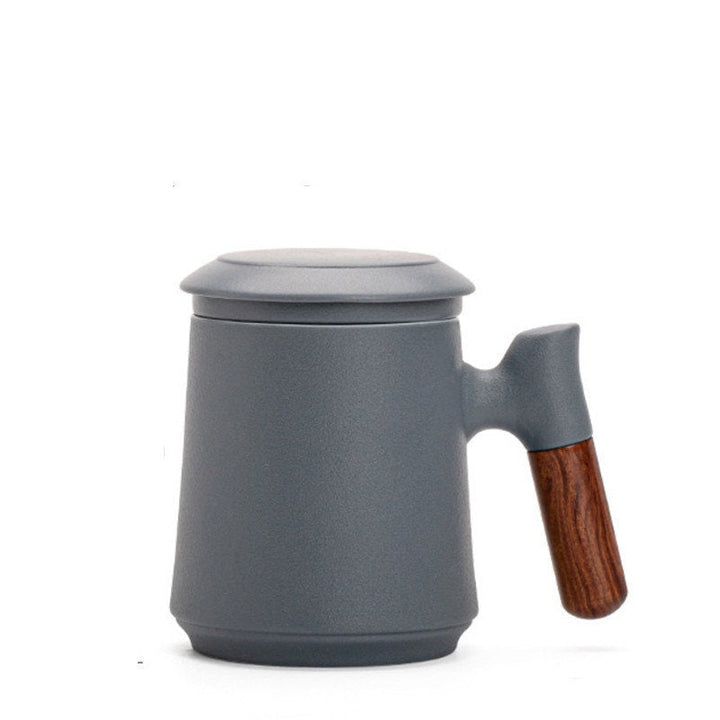Japansk keramik te muggset med tesil och lock, handgjord