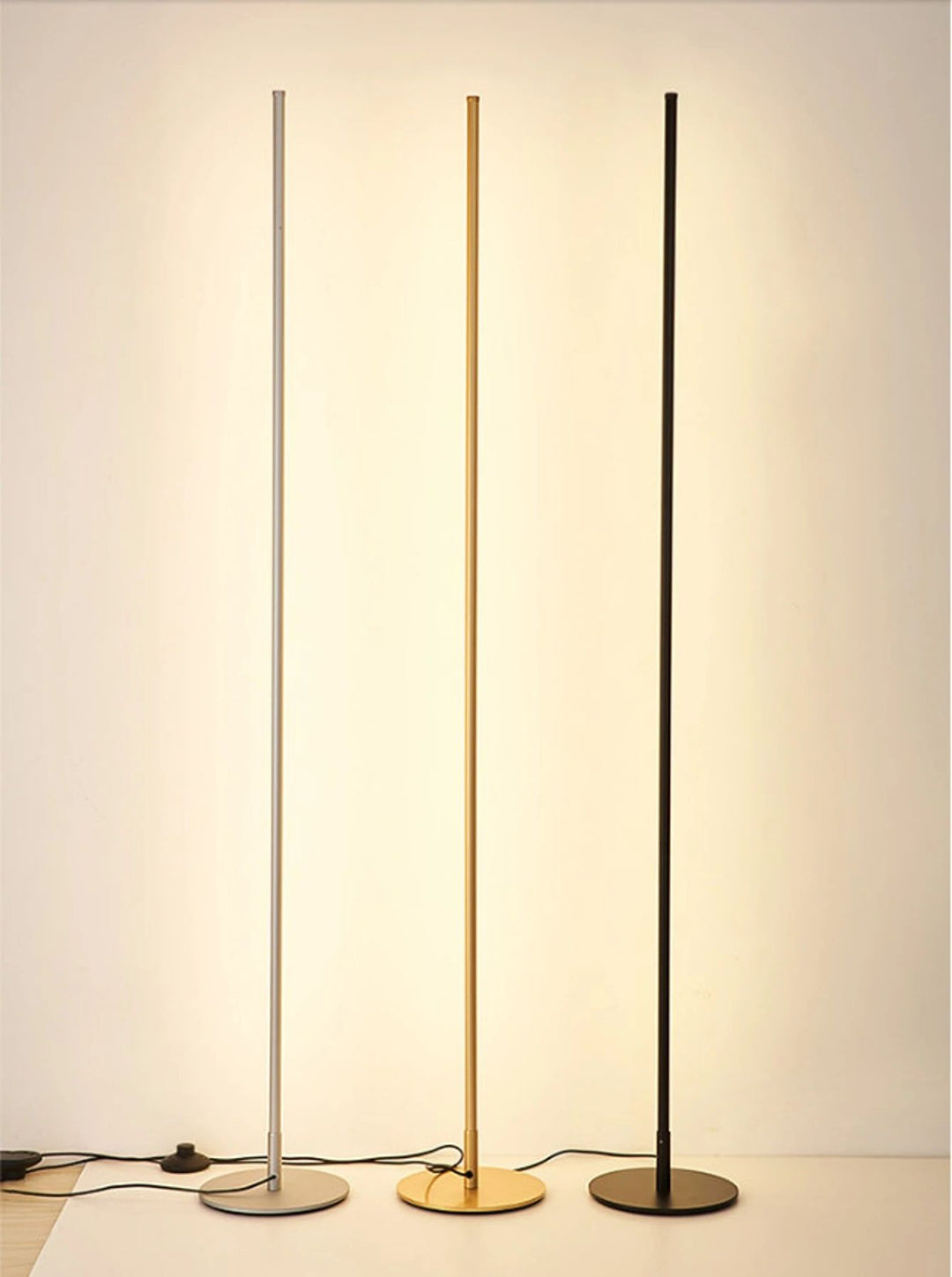 Lightmoon modern golvlampa