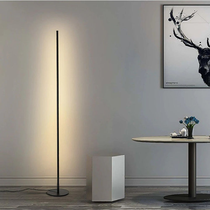 Lightmoon modern golvlampa