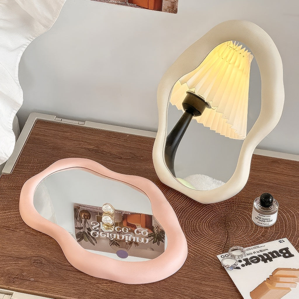 Oregelbunden Blob Sminkspegel