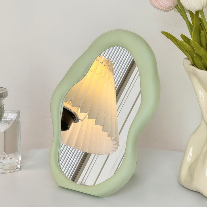 Oregelbunden Blob Sminkspegel