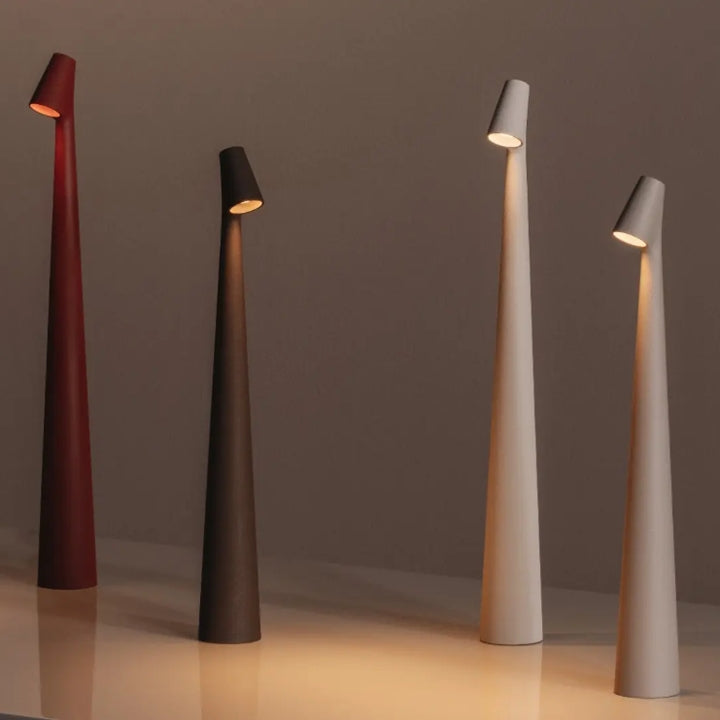 Skulptural bordslampa