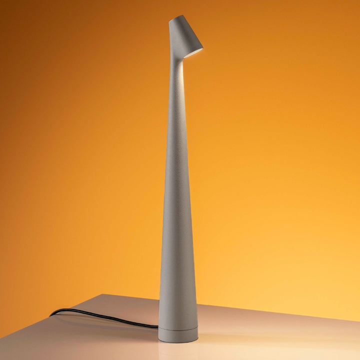 Skulptural bordslampa
