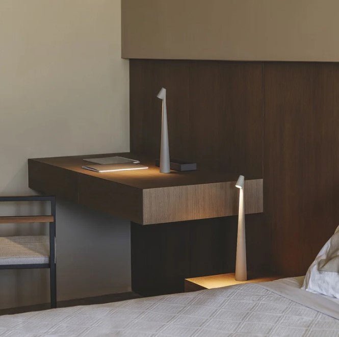 Bärbar Bordslampa