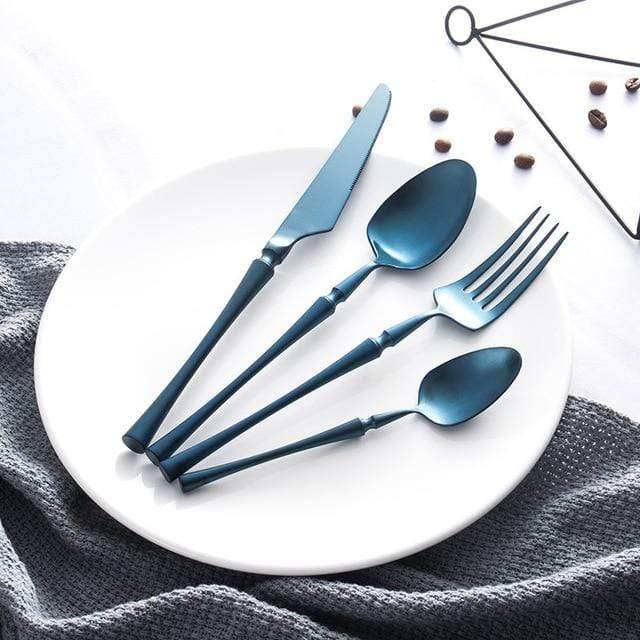 Lyxigt Kungligt Bestickset