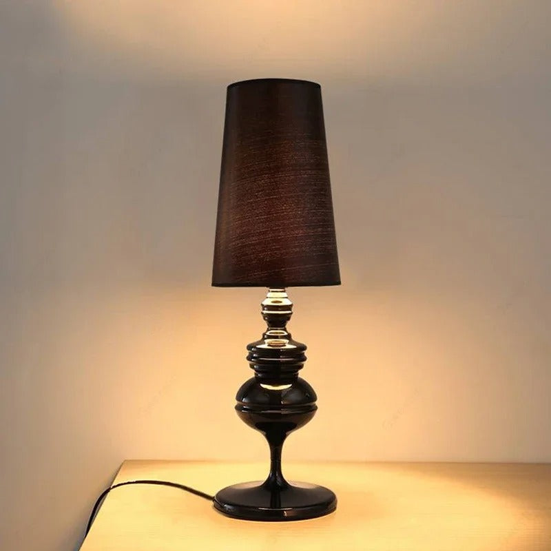 Modern skandinavisk LED-bordslampa