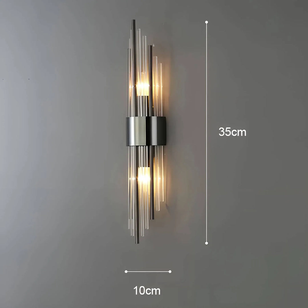 Vägglampa med kristalldekoration