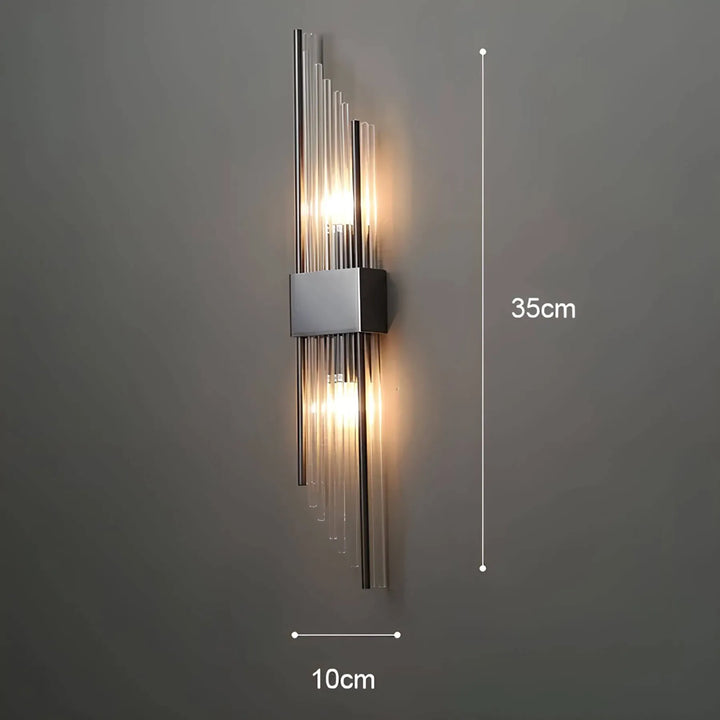 Vägglampa med kristalldekoration