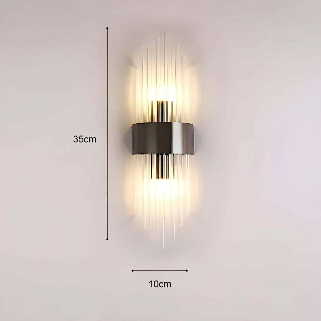 Vägglampa med kristalldekoration