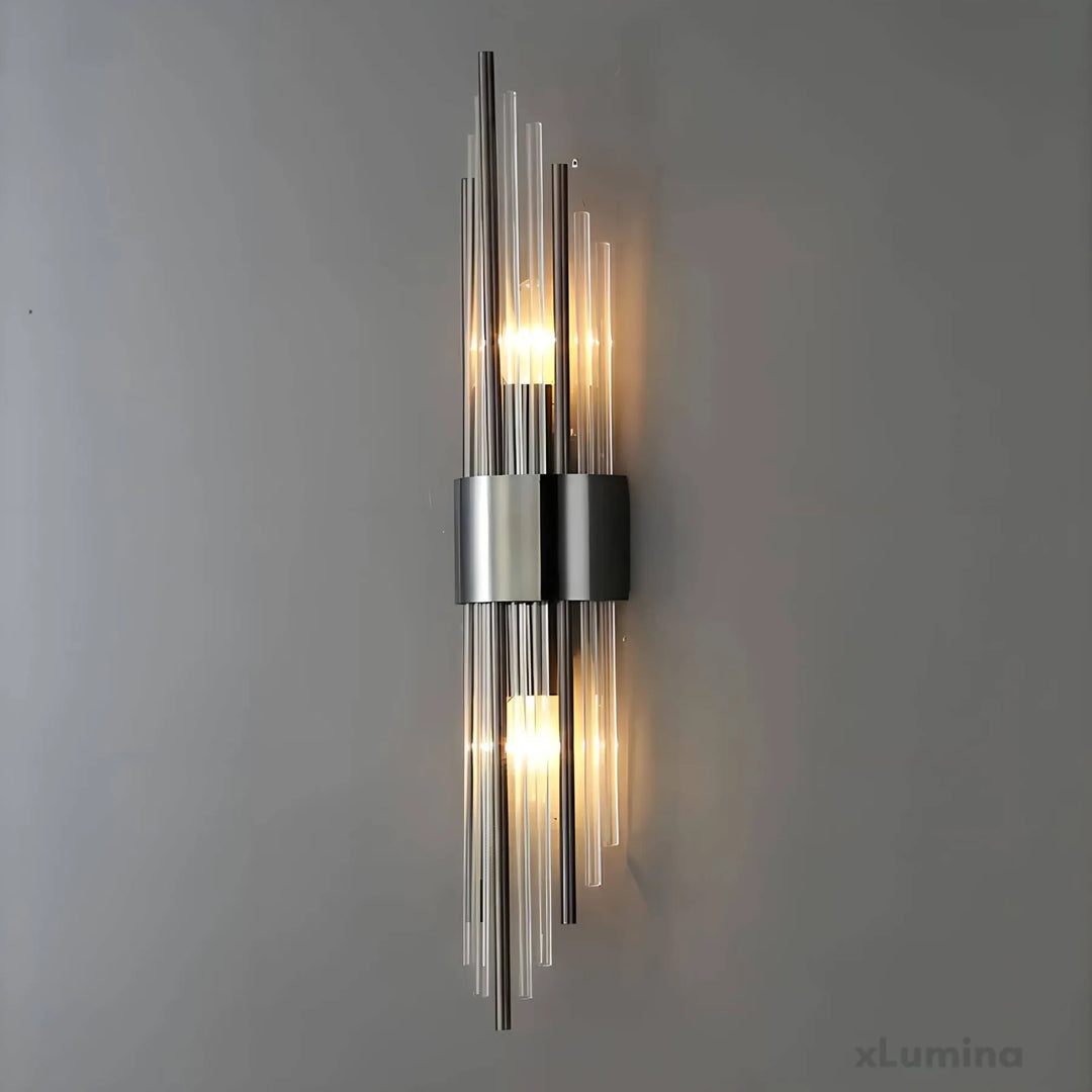 Vägglampa med kristalldekoration