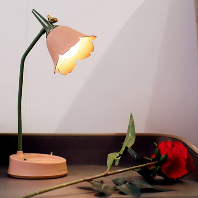 Flicker - Skrivbordslampa | Charmig belysning | Energisparande