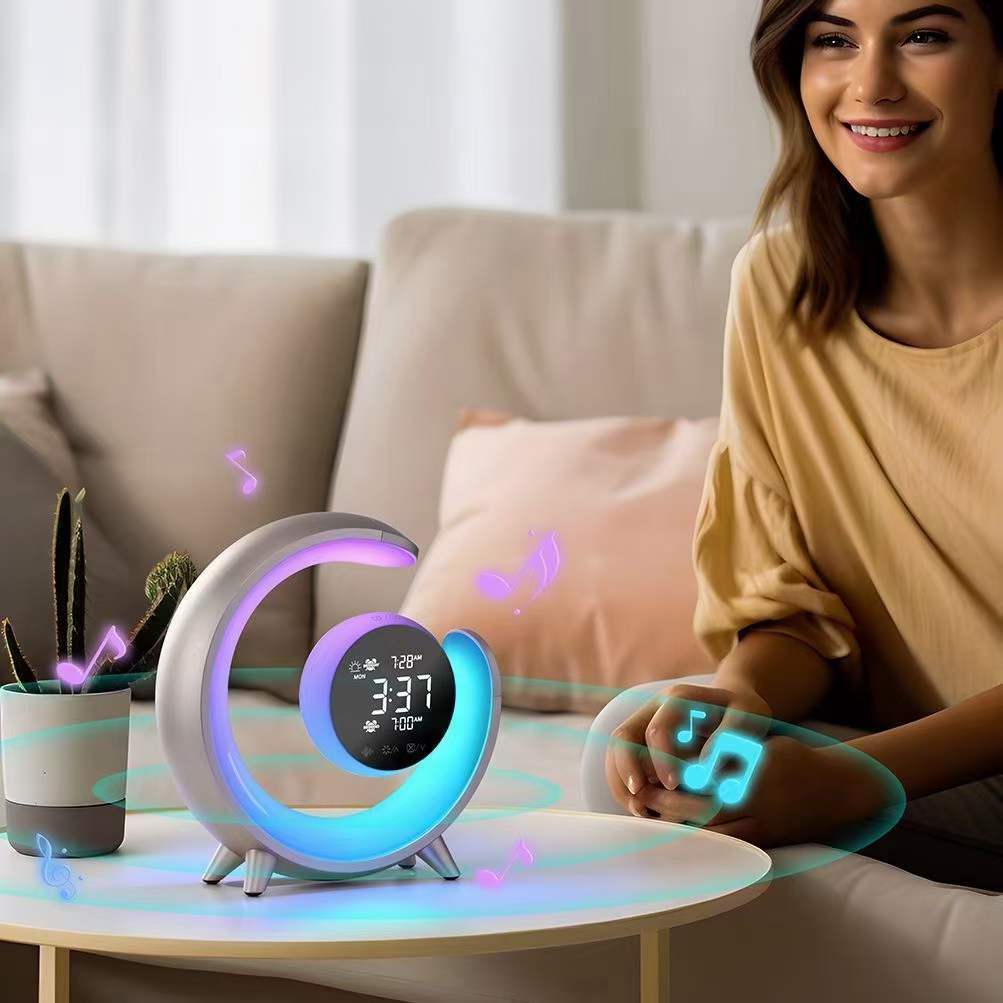 Multifunktionell Nattlampa med RGB &amp; Väckerur Funktion – Lumivo