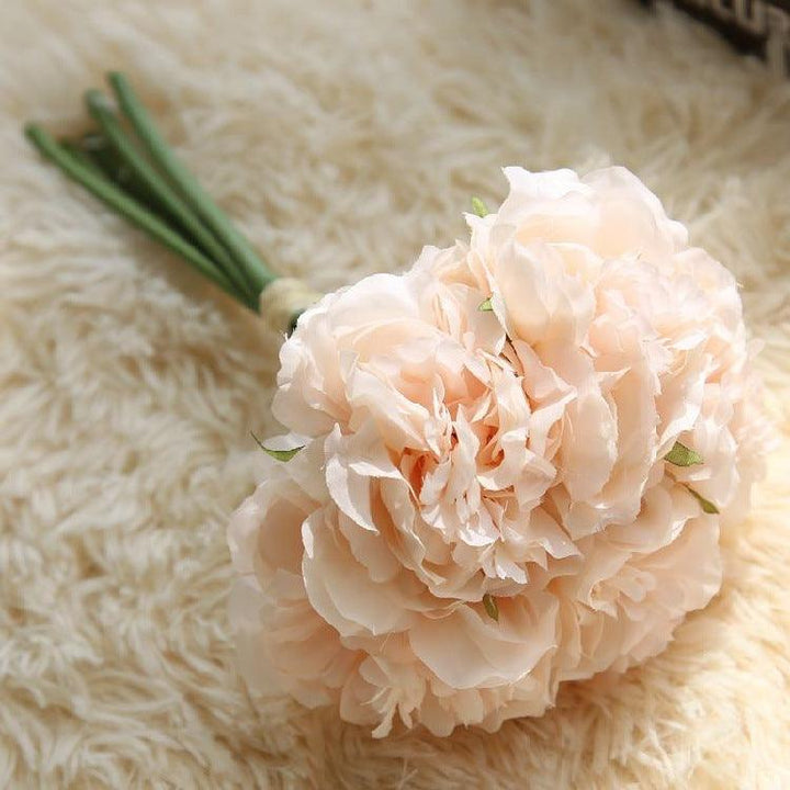 Elegant Pion Silke Blomsterbundt - Set med 5 Huvuden