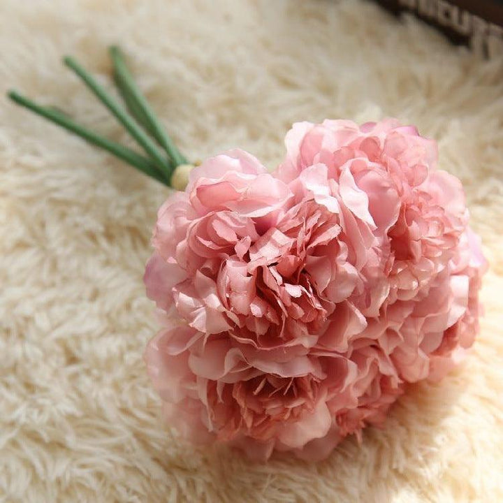 Elegant Pion Silke Blomsterbundt - Set med 5 Huvuden