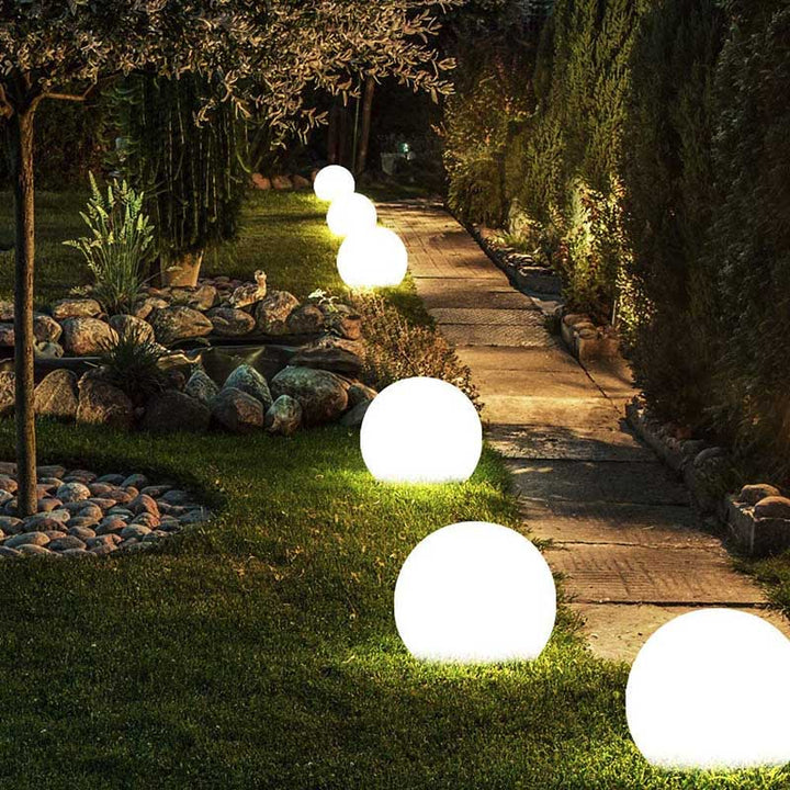 Utomhus Globe Lampa - Trådlös, Väderbeständig, 16 färger LED Bollampa