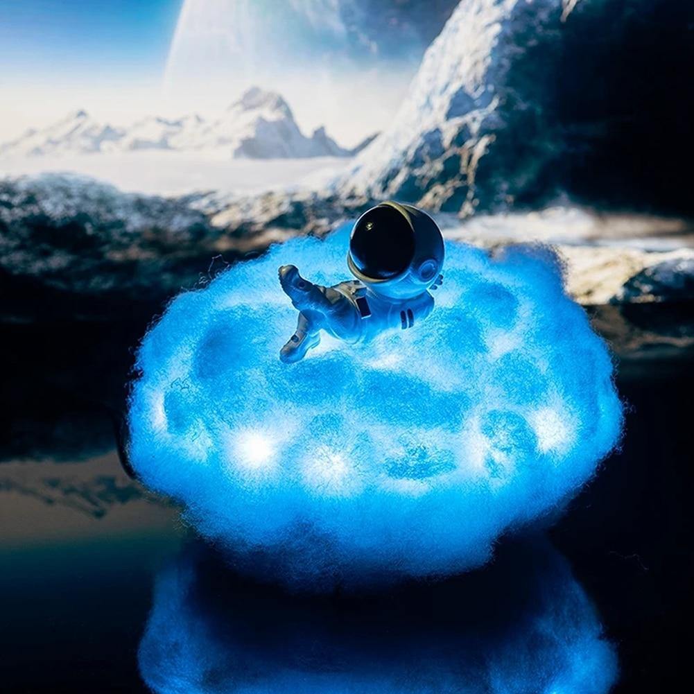 Astronaut färgglada Moln Nattljus |