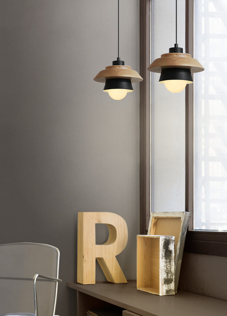 Modern Nordisk Trä Pendellampa