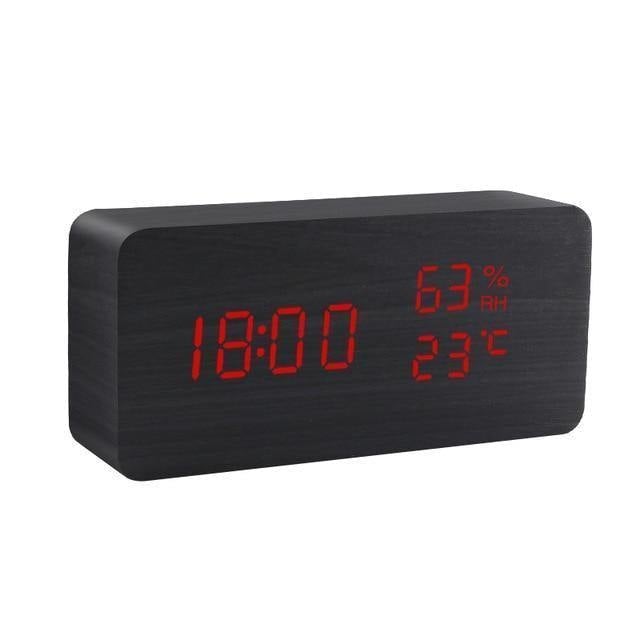 LED väckarklocka i träkubform