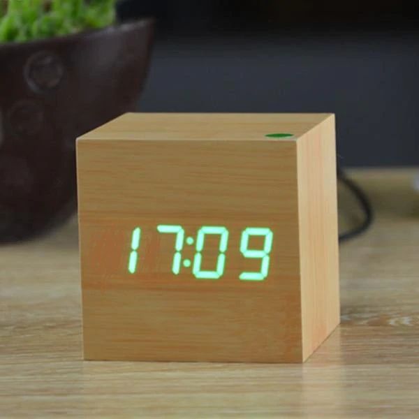 CUBE DIGITAL KLOCKA