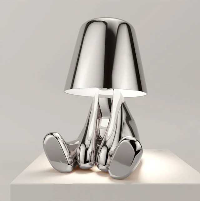 Manlamp - Konstfull modern LED-bordslampa