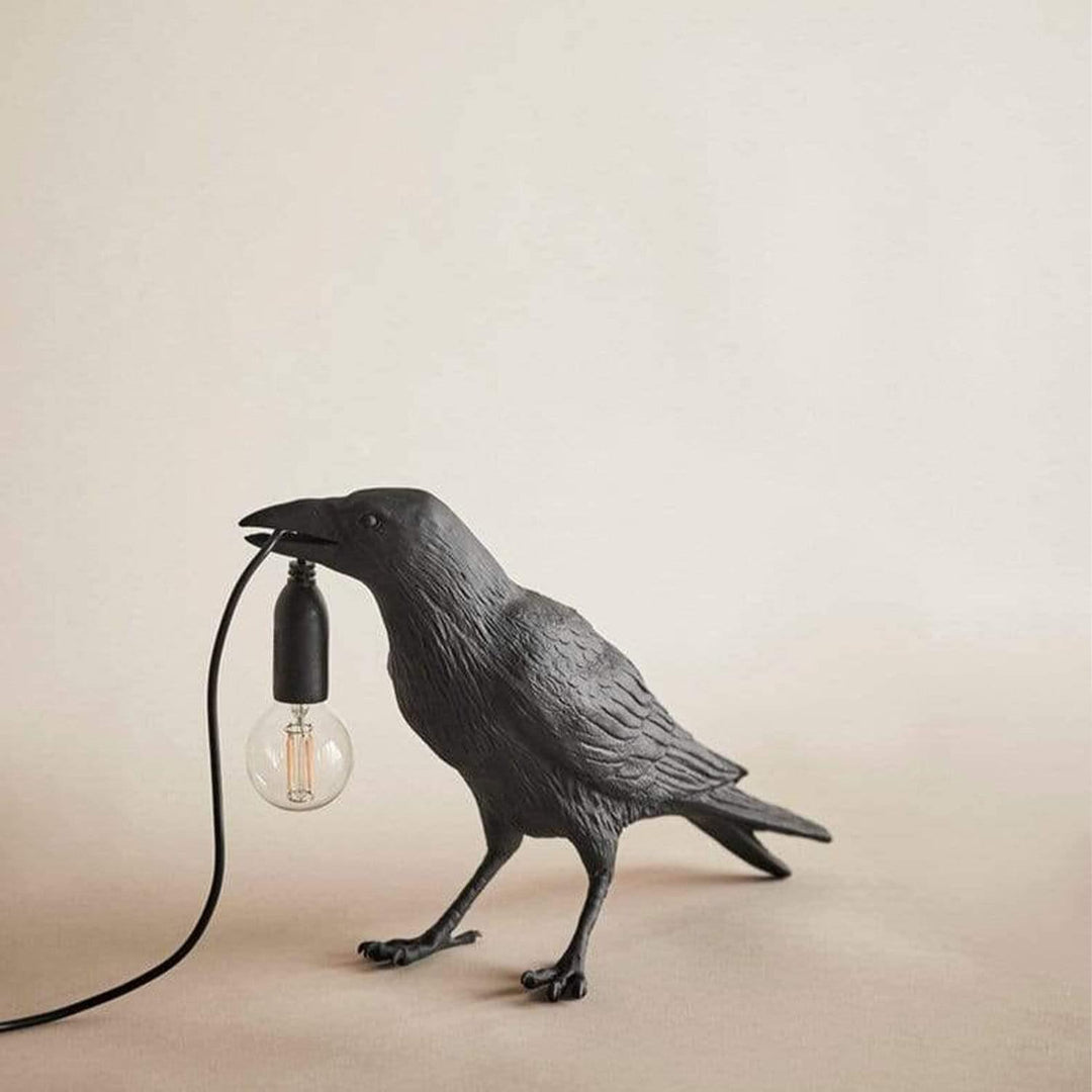 Raven Bird Lampan