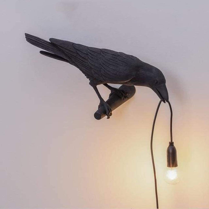 Raven Bird Lampan