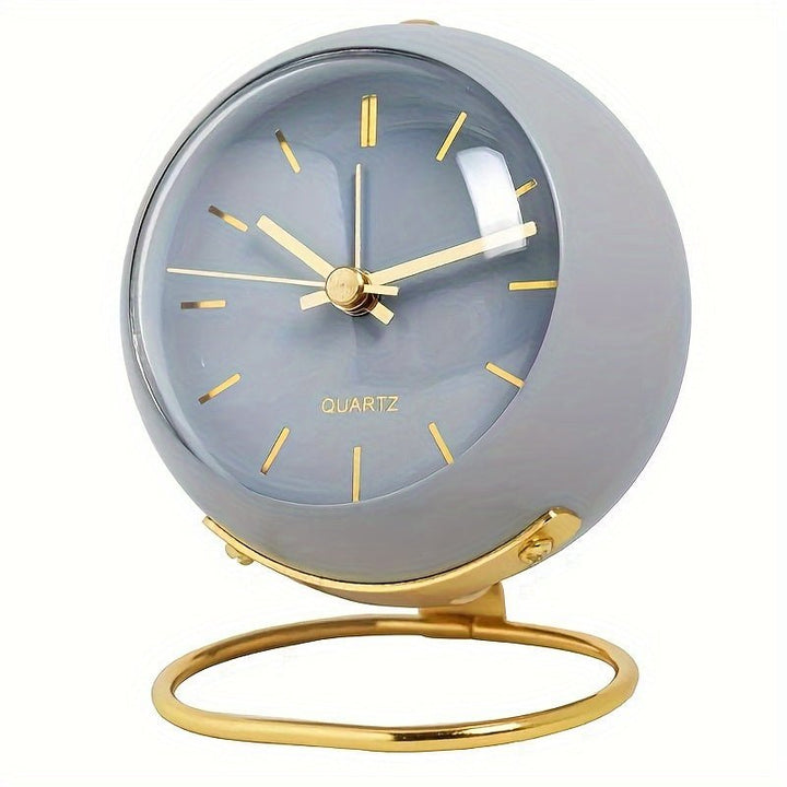 Buzzley Retro Tyst Väckarklocka – Vintage Metall Analog Klocka med Nattljus