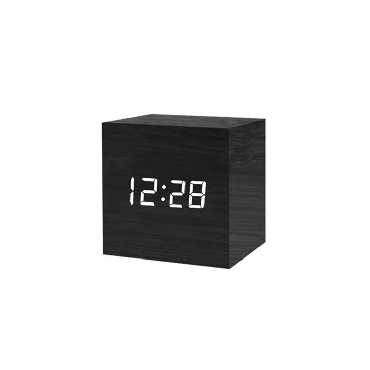 Digital LED-klocka i retrostil